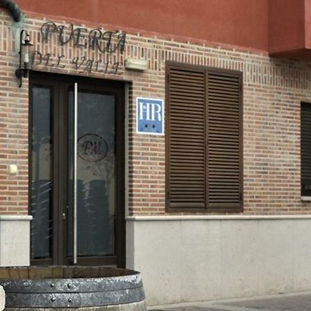 Hostal Puerta Del Valle La Cistérniga Exterior foto